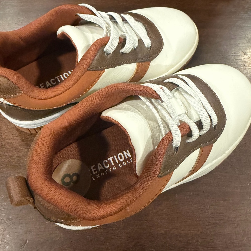 Kenneth Cole Reaction White Brown Tan Kids Lace-Up Sneakers